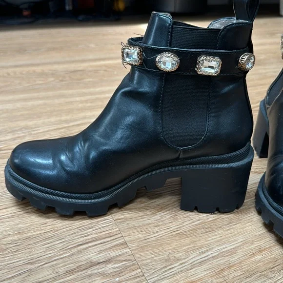 Steve Madden Amulet Boot - Picture 2 of 7